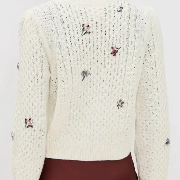 Floral Embroidered Cream Sweater - Picture 3 of 16